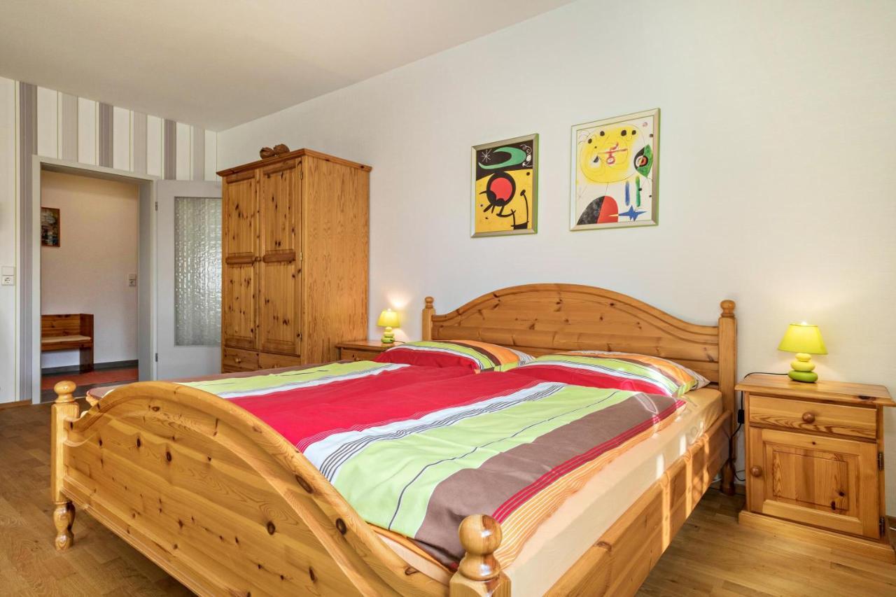 Ferienwohnung Am Schloss Heiligenborn Exteriér fotografie